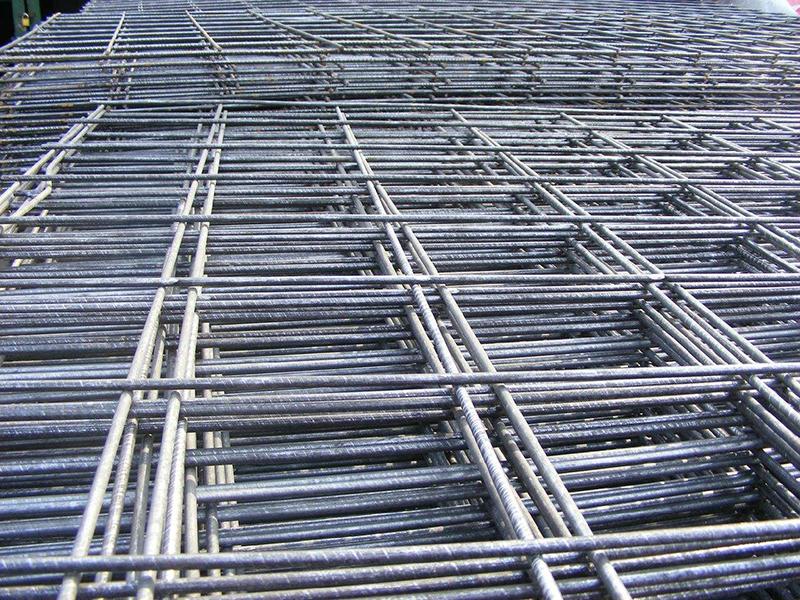 钢筋网片按在焊缝或热影响区之外呈延性断裂同等对等